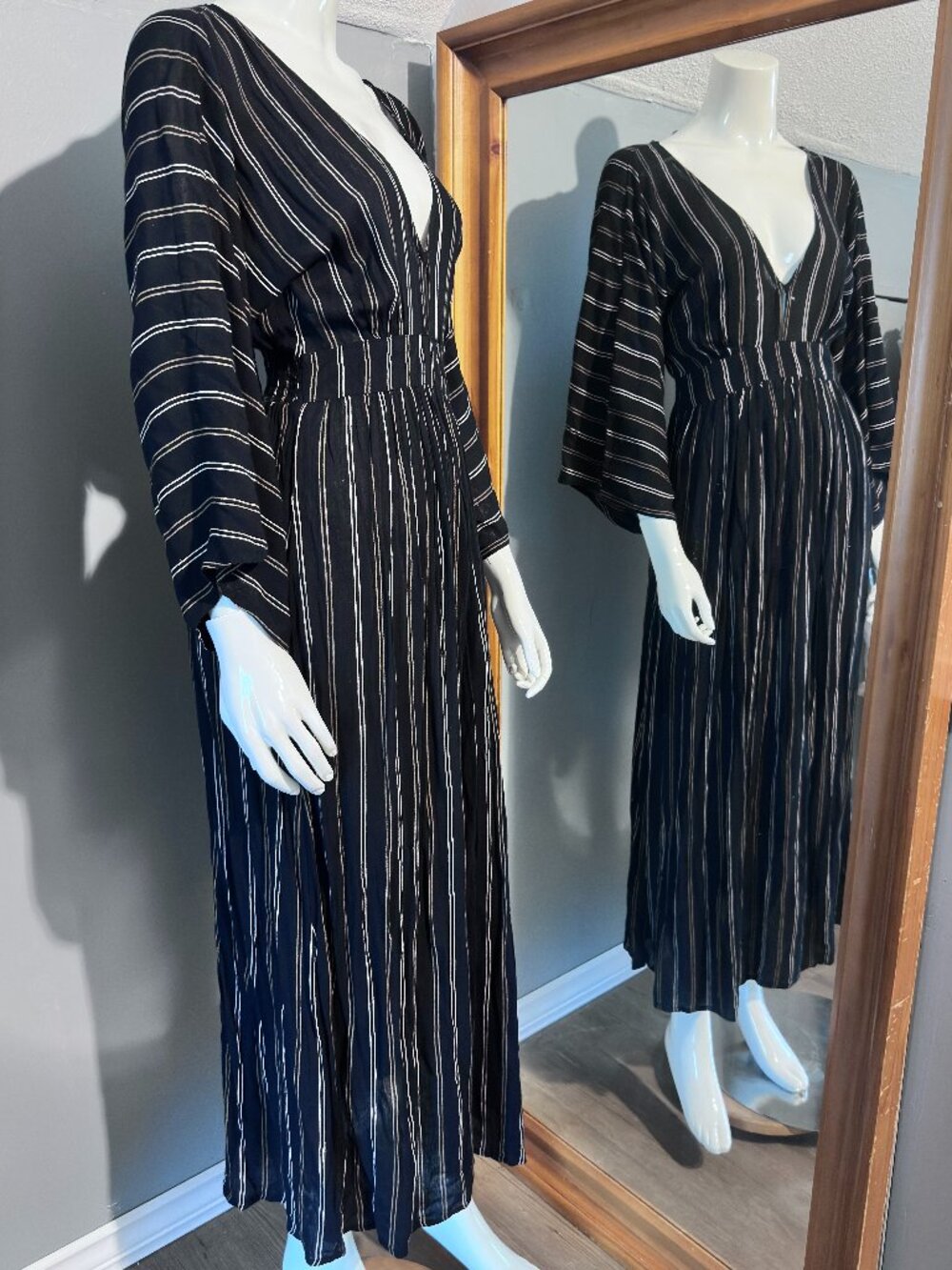NWOT Black Striped Beach Dress Size Small | Dolman Sleeves | V-Neck